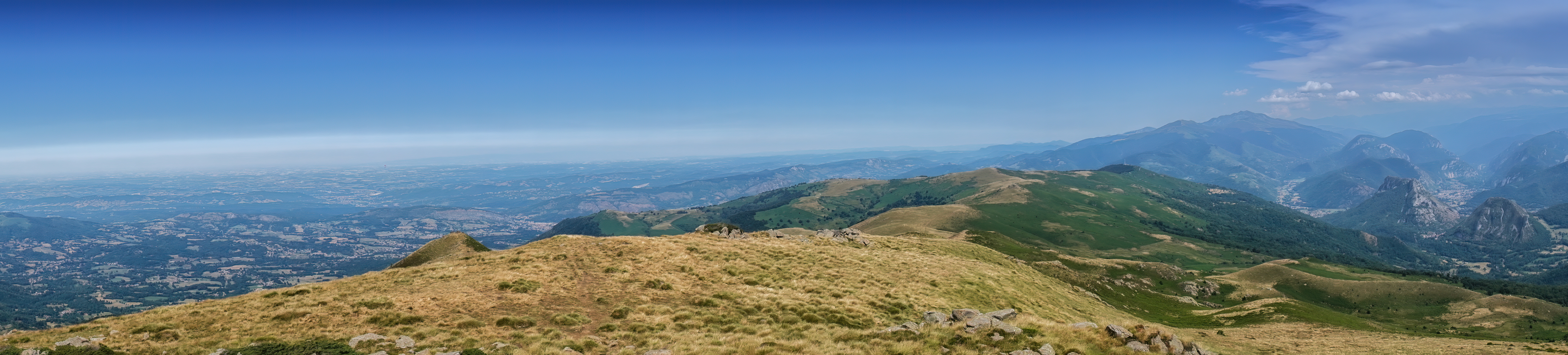 La plaine d'Ariège et le Mont Fourcat à perte de vue